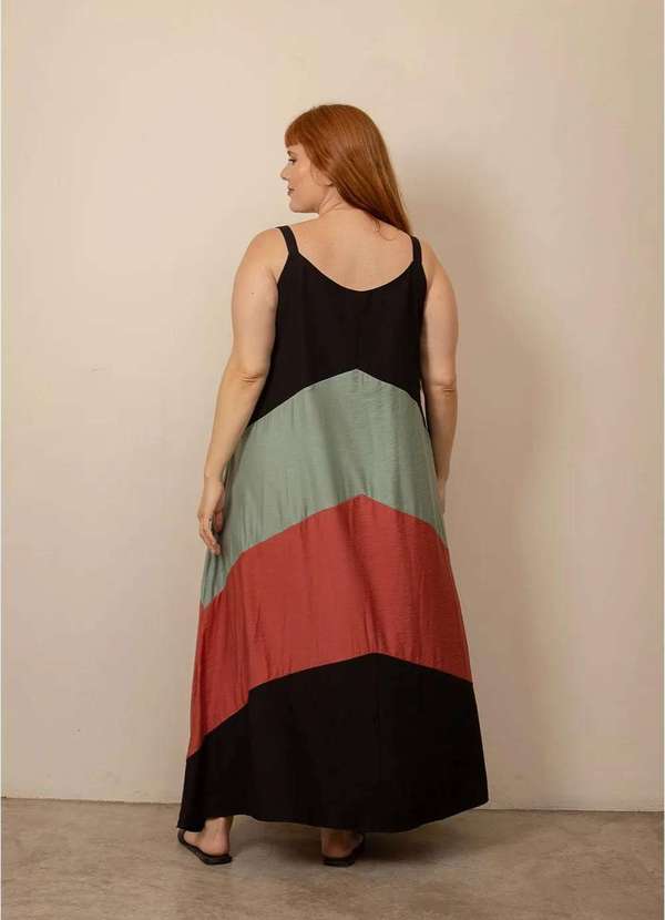 Bold - Vestido Isabel Plus Size Preto 2