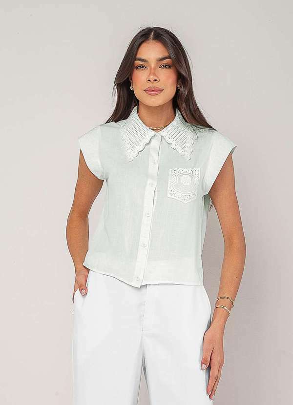 Salvatore Fashion - Blusa Alfaiataria com Gola em Renda e Bolso Decorado Verde 2