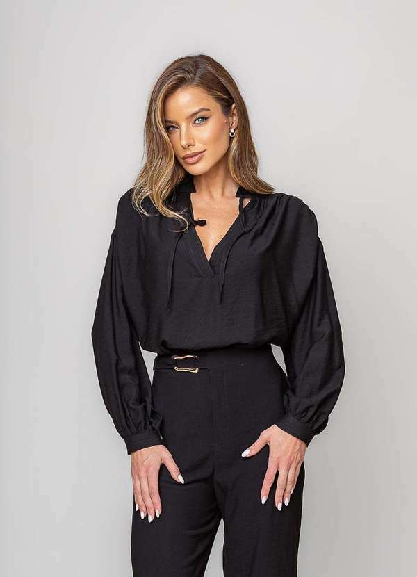 Salvatore Fashion - Blusa Alfaiataria com Gola V Laço Preto
