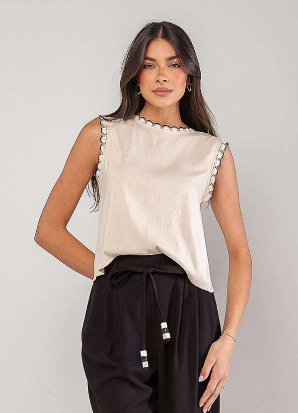 Salvatore Fashion - Regata Alfaiataria com Renda nas Cavas e Gola Bege