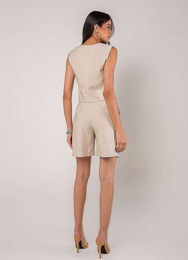 Salvatore Fashion - Conjunto Alfaiataria com Colete e Short Bege 5