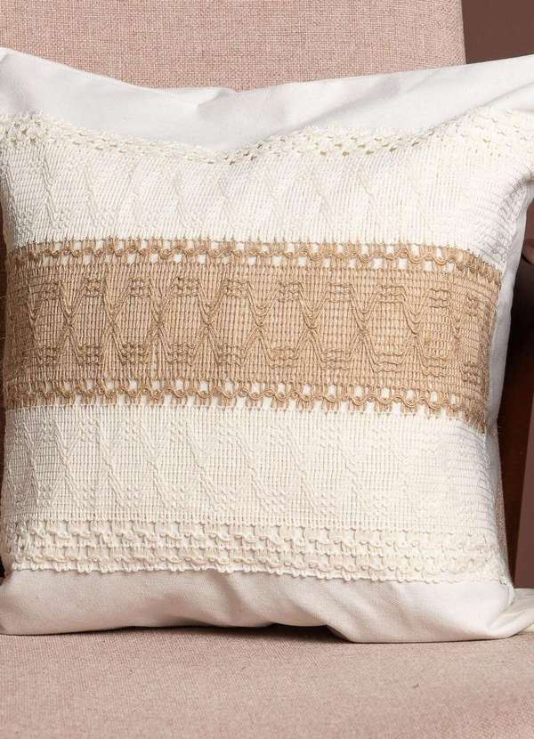 Lamis - Capa de Almofada Detalhe em Croche Caqui