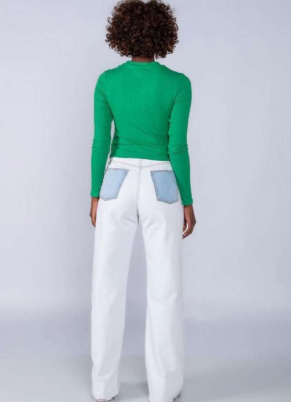 Lamis - Blusa Basica em Viscose Manga Longa Canelada Verde 4