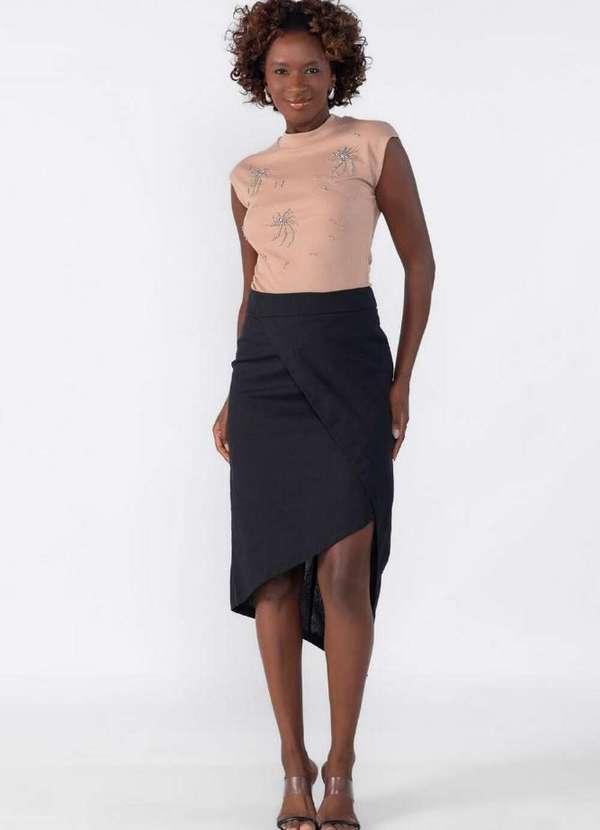 Lamis - Blusa Canelada Bordada Caqui