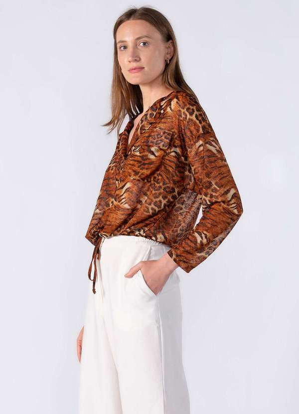 Lamis - Blusa com Cordao Regulavel na Cintura Marrom 3