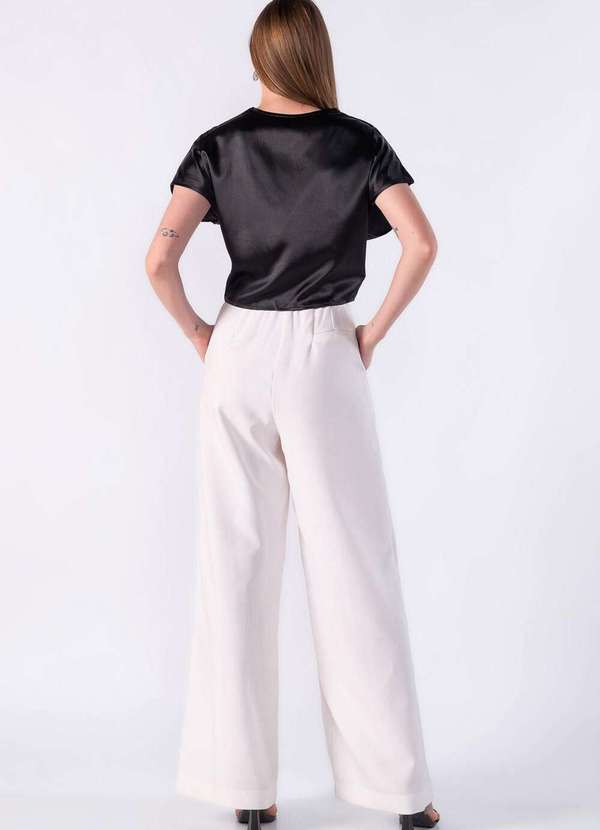 Lamis - Blusa Cropped Decote Transpassado Preto 4