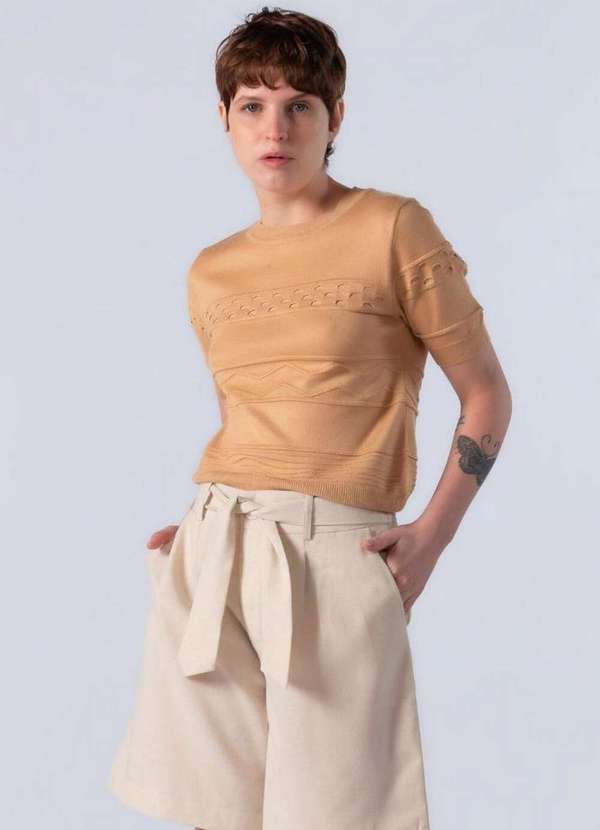 Lamis - Blusa Curta em Viscose com Texturas Caqui 3