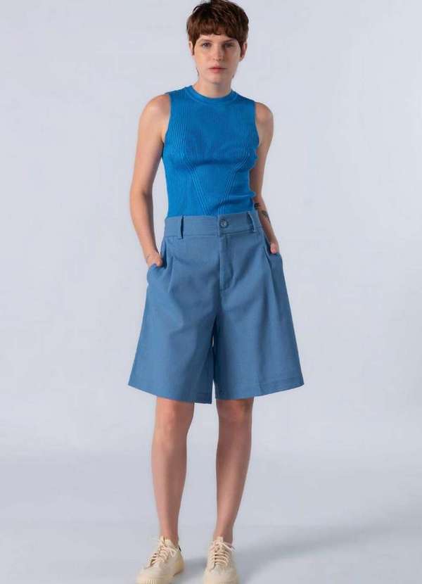 Lamis - Blusa em Viscose Canelada Regata Azul