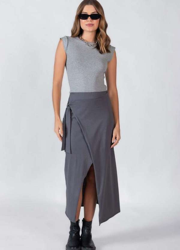 Lamis - Blusa em Viscose com Manga Cavada Cinza Claro