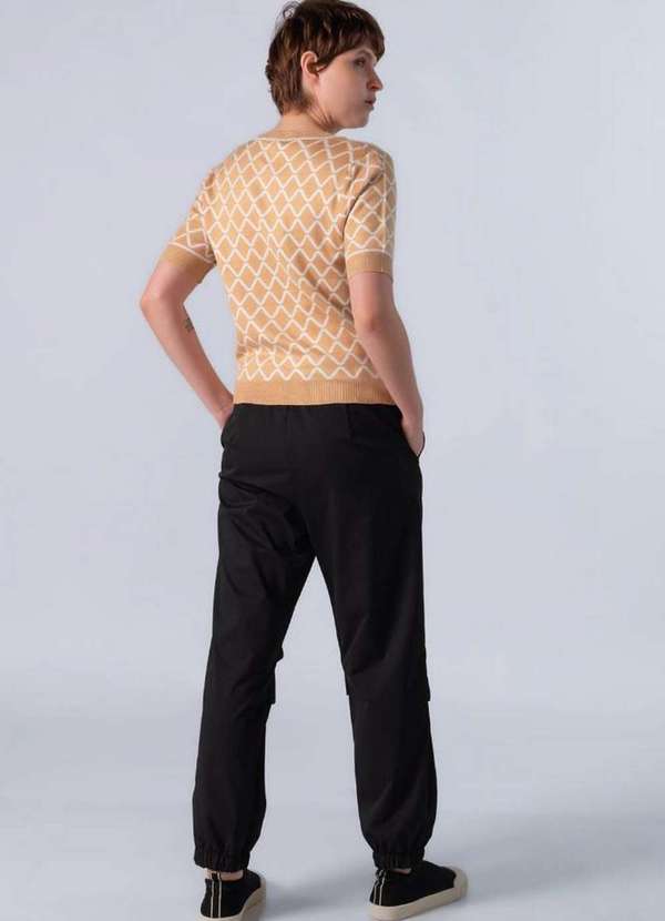 Lamis - Blusa em Viscose Manga Curta Caqui 4