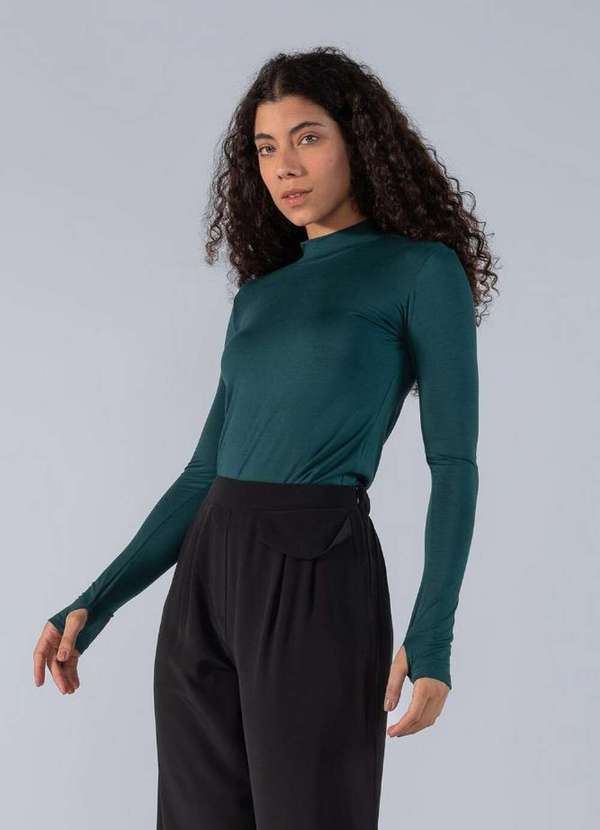 Lamis - Blusa em Viscose Manga Longa de Gola Verde