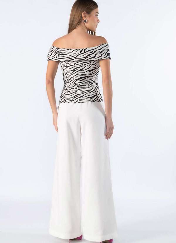Lamis - Blusa Estampa Zebra Ombro a Ombro Preto 4