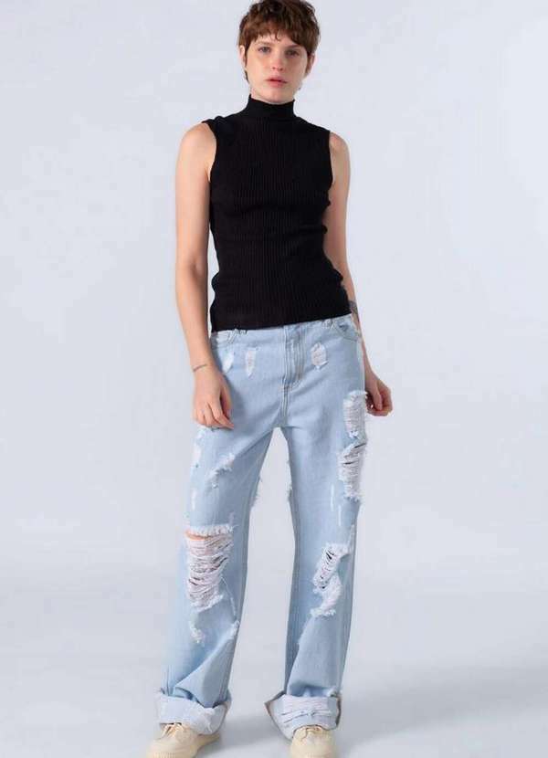 Lamis - Blusa Gola Alta Manga Cavada Preto