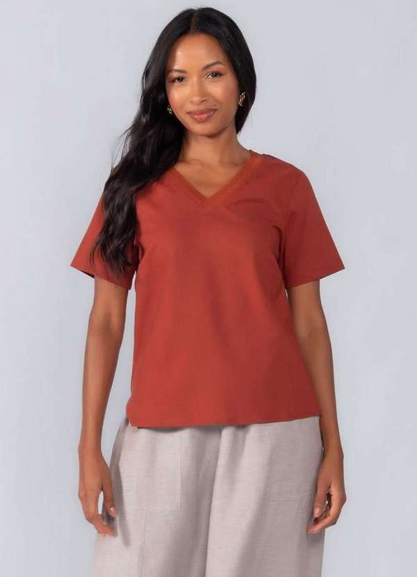 Lamis - Blusa Linho Decote em V Marrom 3