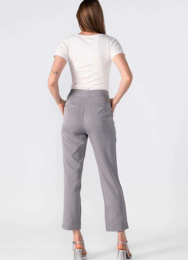 Lamis - Blusa Malha Gola V Branco 4