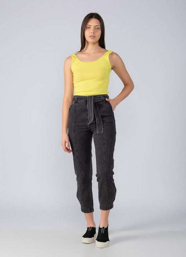 Lamis - Blusa Regata Canelada com Abertura nas Costas Verde