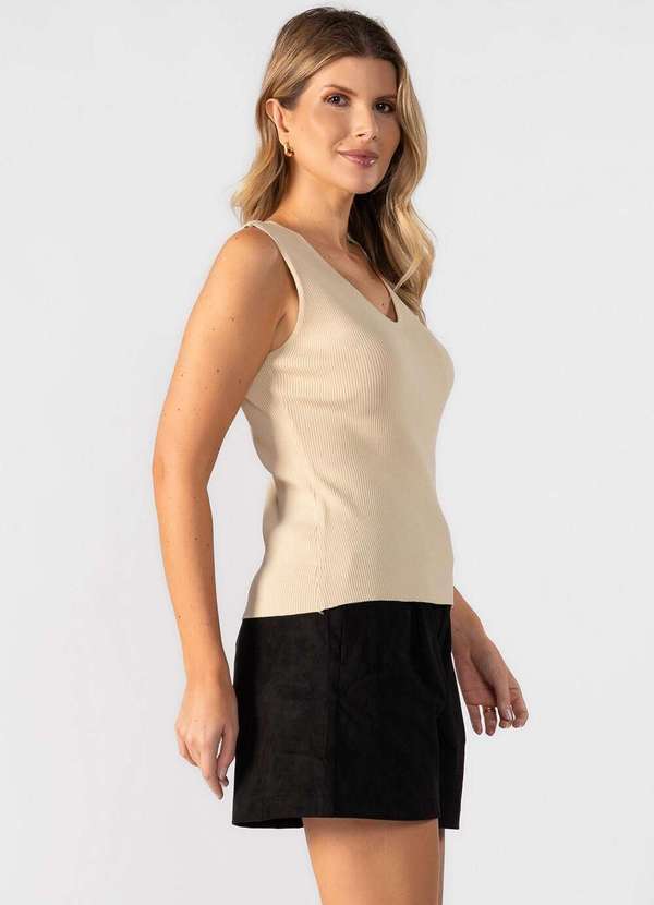 Lamis - Blusa Regata Decote em V Bege 3