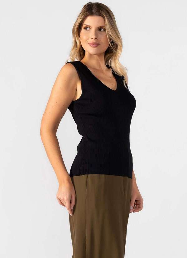 Lamis - Blusa Regata Decote em V Preto 2