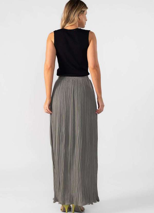 Lamis - Blusa Regata Modal Canelada Preto 4