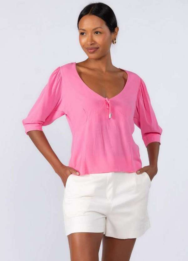 Lamis - Blusa Viscose Manga 3/4 com Decote Rosa 2