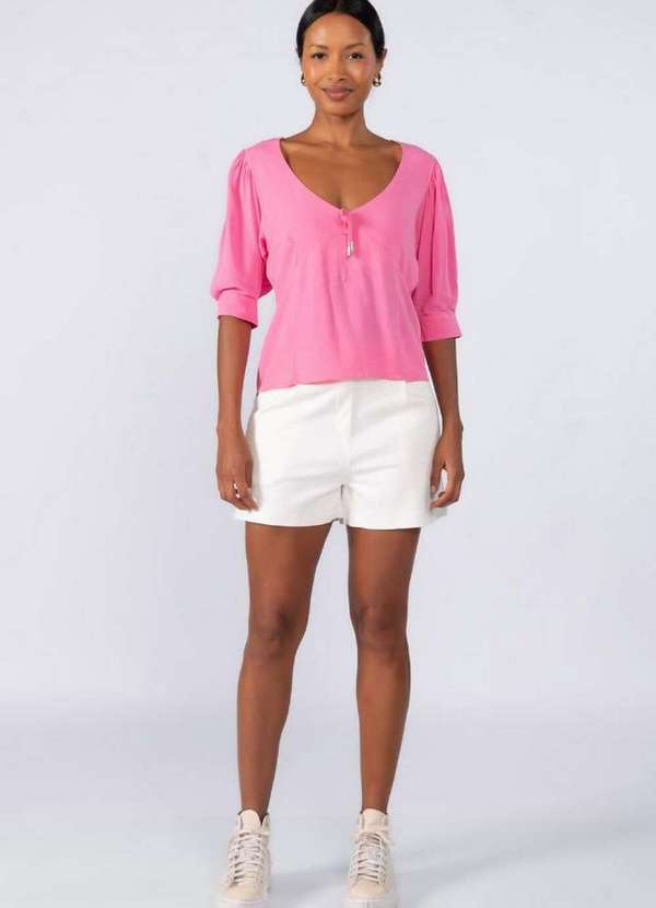 Lamis - Blusa Viscose Manga 3/4 com Decote Rosa 3