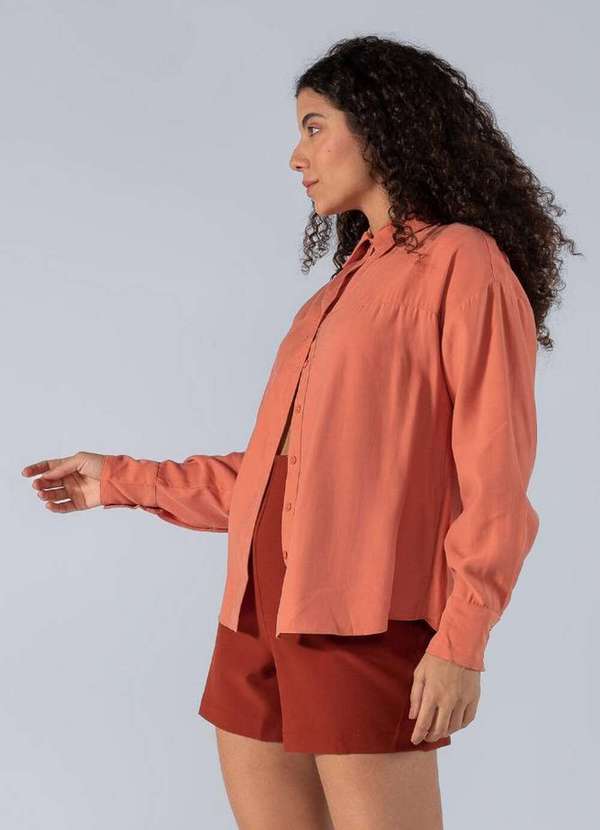Lamis - Camisa Oversize em Viscose e Botao Frontal Laranja