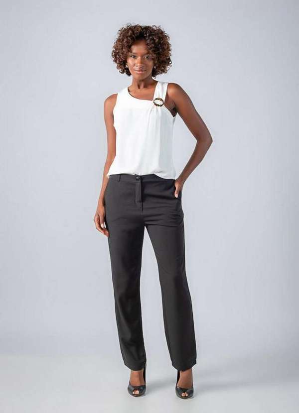 Lamis - Regata em Crepe Detalhe Pregas e Argola Off White