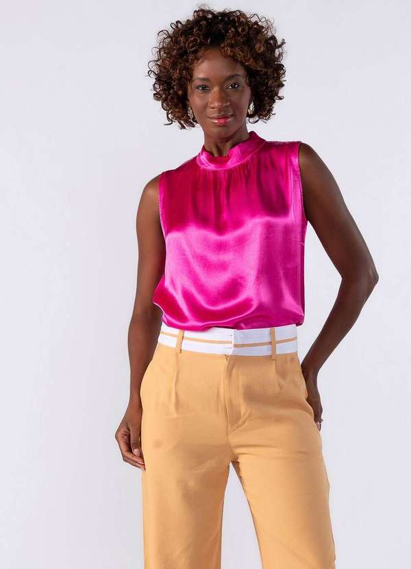 Lamis - Regata Gola Alta Cetim com Pregas no Decote Rosa