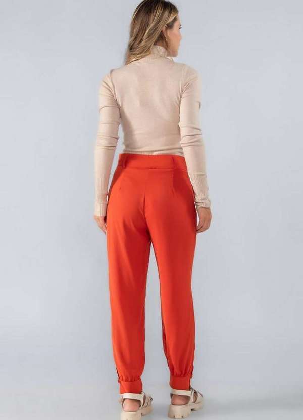 Lamis - Calca Botao na Barra Detalhe Cos Telha 4