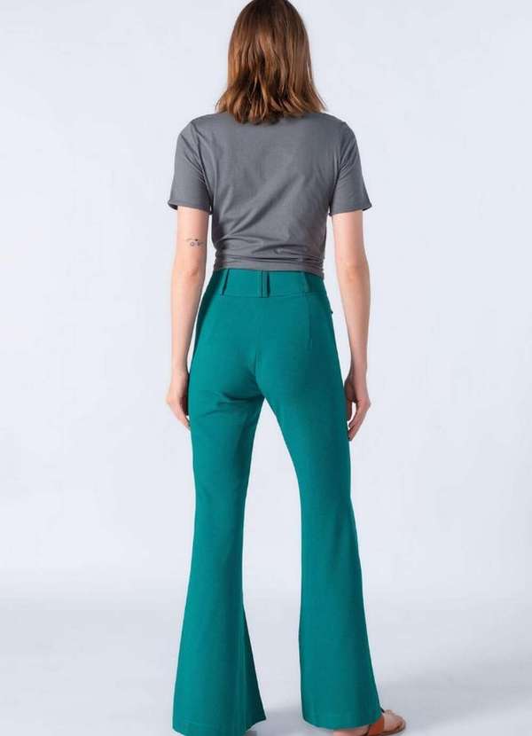 Calca Flare Crepe Bolso Fake Verde Lamis