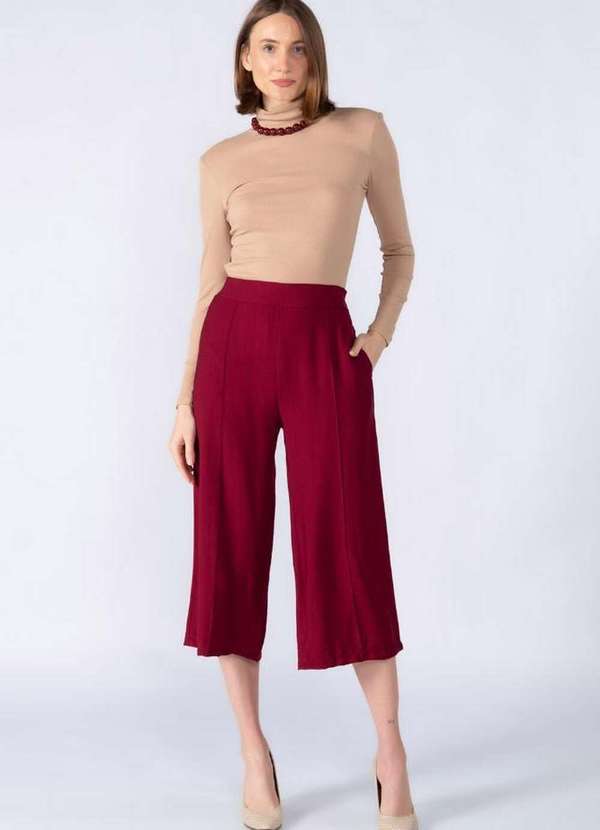 Lamis - Calca Pantacourt com Bolsos Forrado Vinho