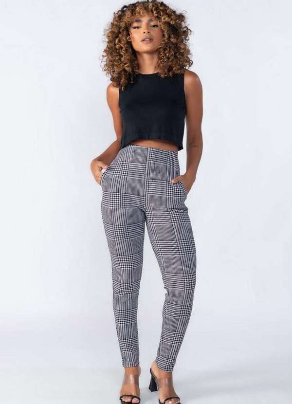 Lamis - Calca Xadrez com Bolso Preto