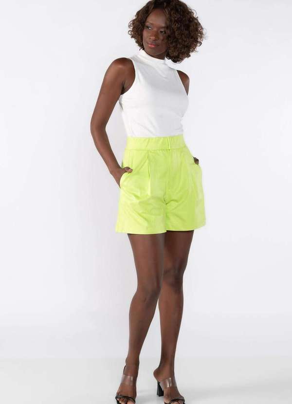 Lamis - Short em Suede com Pence Verde 2
