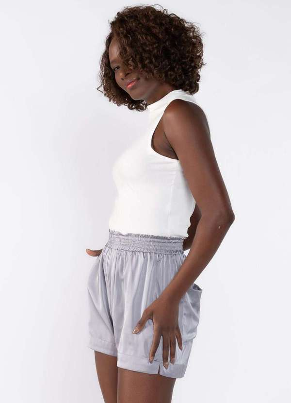 Lamis - Shorts Acetinado com Elastico na Cintura Cinza 3