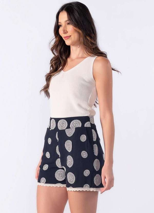 Lamis - Shorts em Viscose Bordado Bolso Faca Preto 3