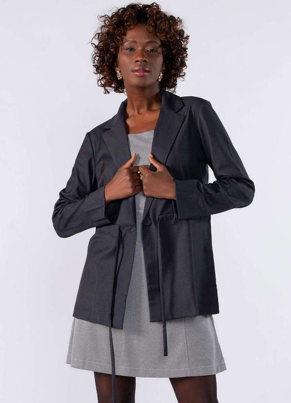 Lamis - Blazer Alongado com Amarracao na Cintura Cinza Escuro 2