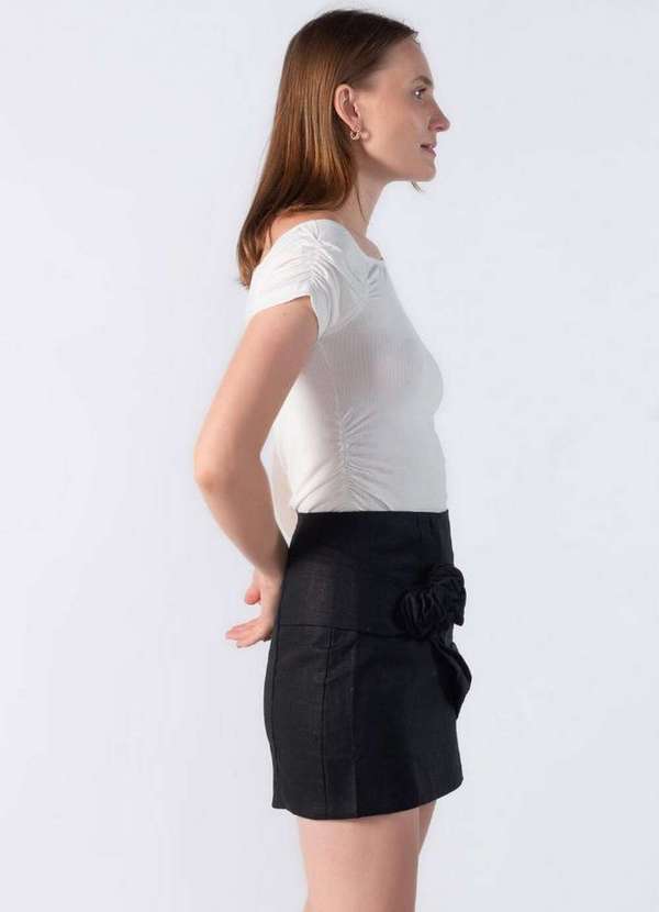 Lamis - Mini Saia em Linho com Flor Preto 3