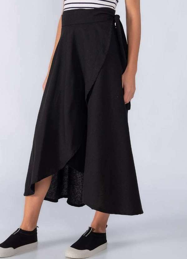 Lamis - Saia Envelope Midi em Linho Preto