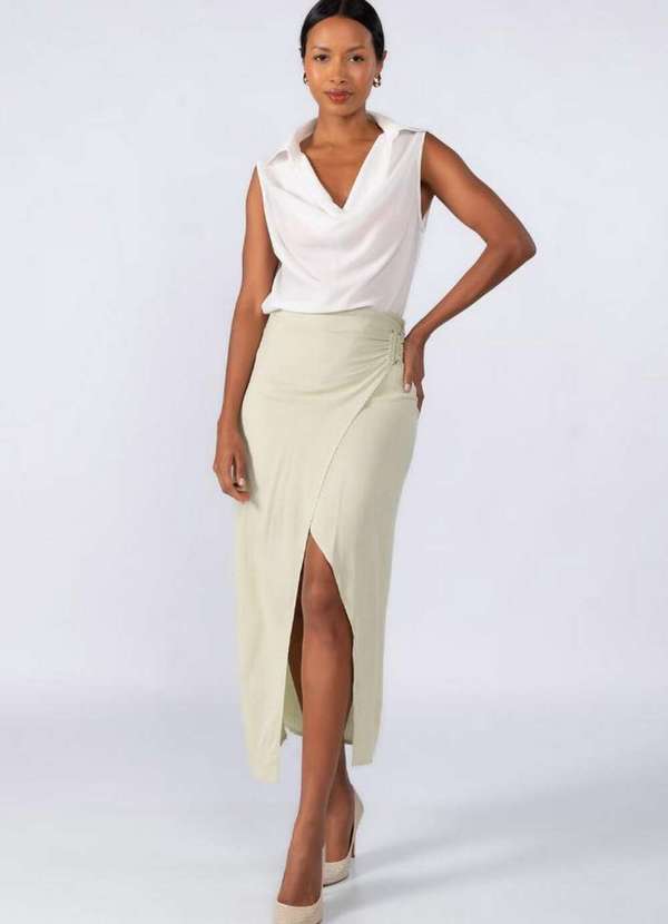 Lamis - Saia Midi em Viscose Transpassada Verde