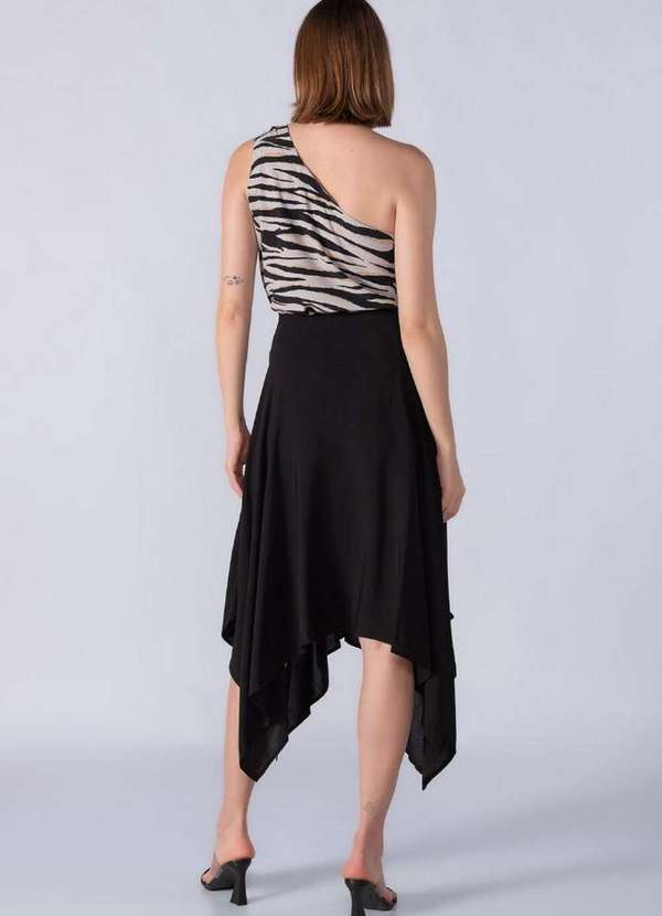 Lamis - Saia Midi Viscose com Pontas na Barra Preto 4