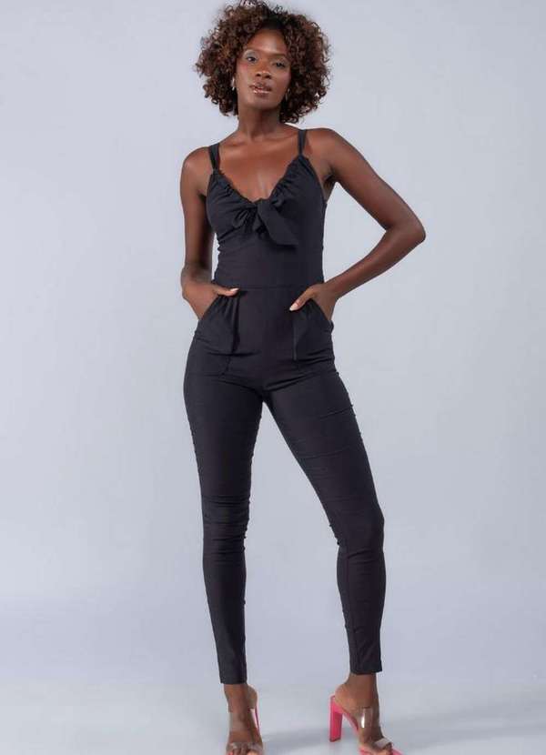 Lamis - Macacao Busto Franzido com Bolsos Preto