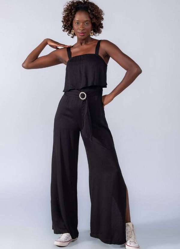 Lamis - Macacao Viscose Detalhe Fivela e Fenda Preto