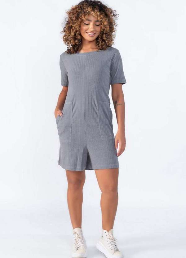 Lamis - Macaquinho Canelado com Bolsos Cinza