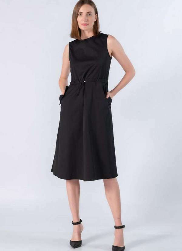 Lamis - Vestido Midi Detalhe de Ajuste na Cintura Preto