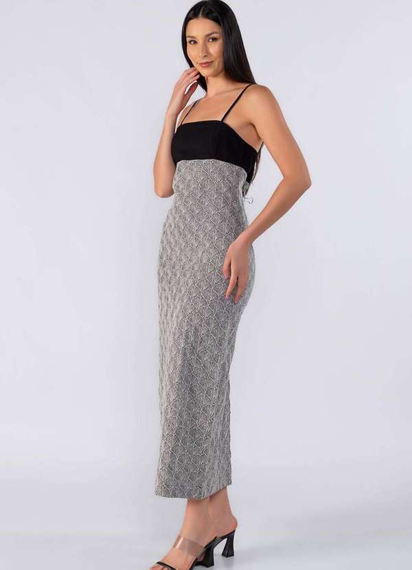 Lamis - Vestido Midi Detalhe em Tencel Preto 4