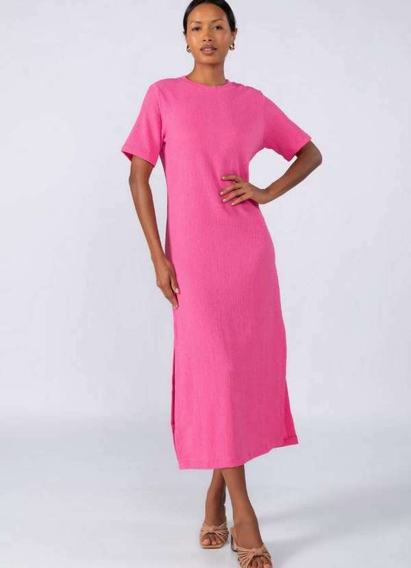 Lamis - Vestido Midi Manga Curta Abertura Lateral Rosa