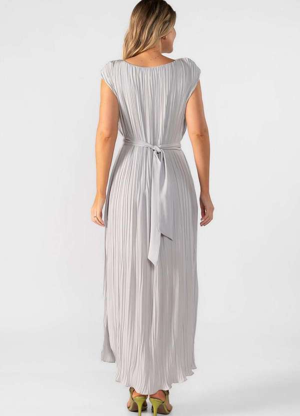 Lamis - Vestido Midi Plissado com Ombreiras Cinza 2