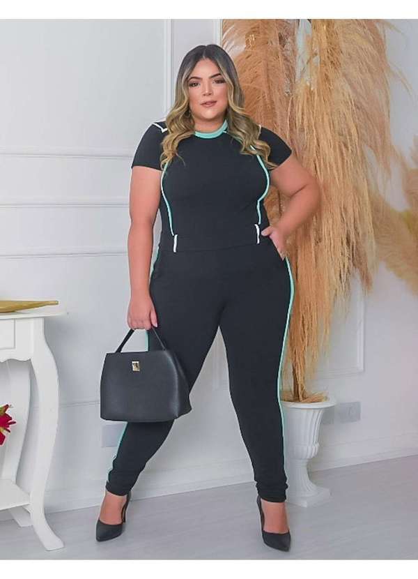 Fitmoda - Conjunto Plus Size em Crepe de Alfaiataria com Calca e Blusa Preto