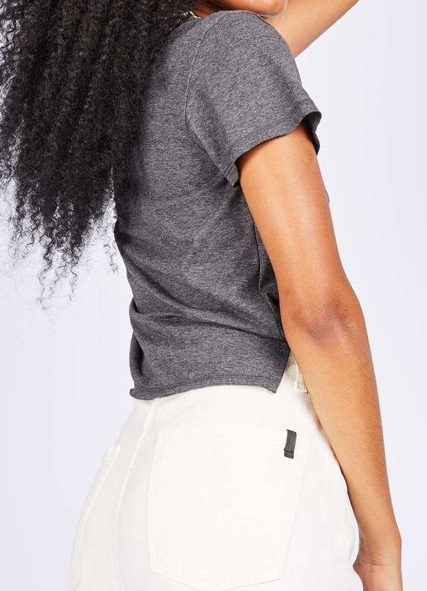 Gang - Blusa Basica Cropped Chumbo Gang Feminina Cinza 4