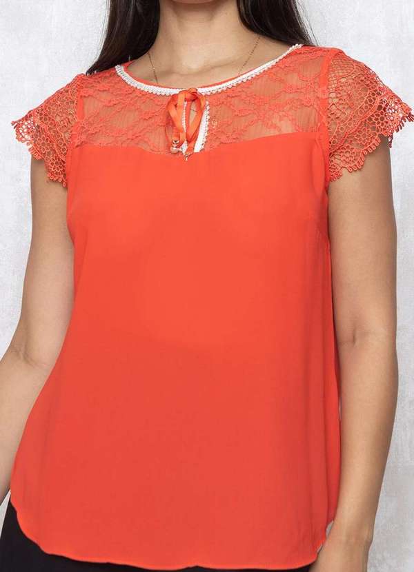 Karmani - Blusa Karmani Detalhe Renda Laranja 3